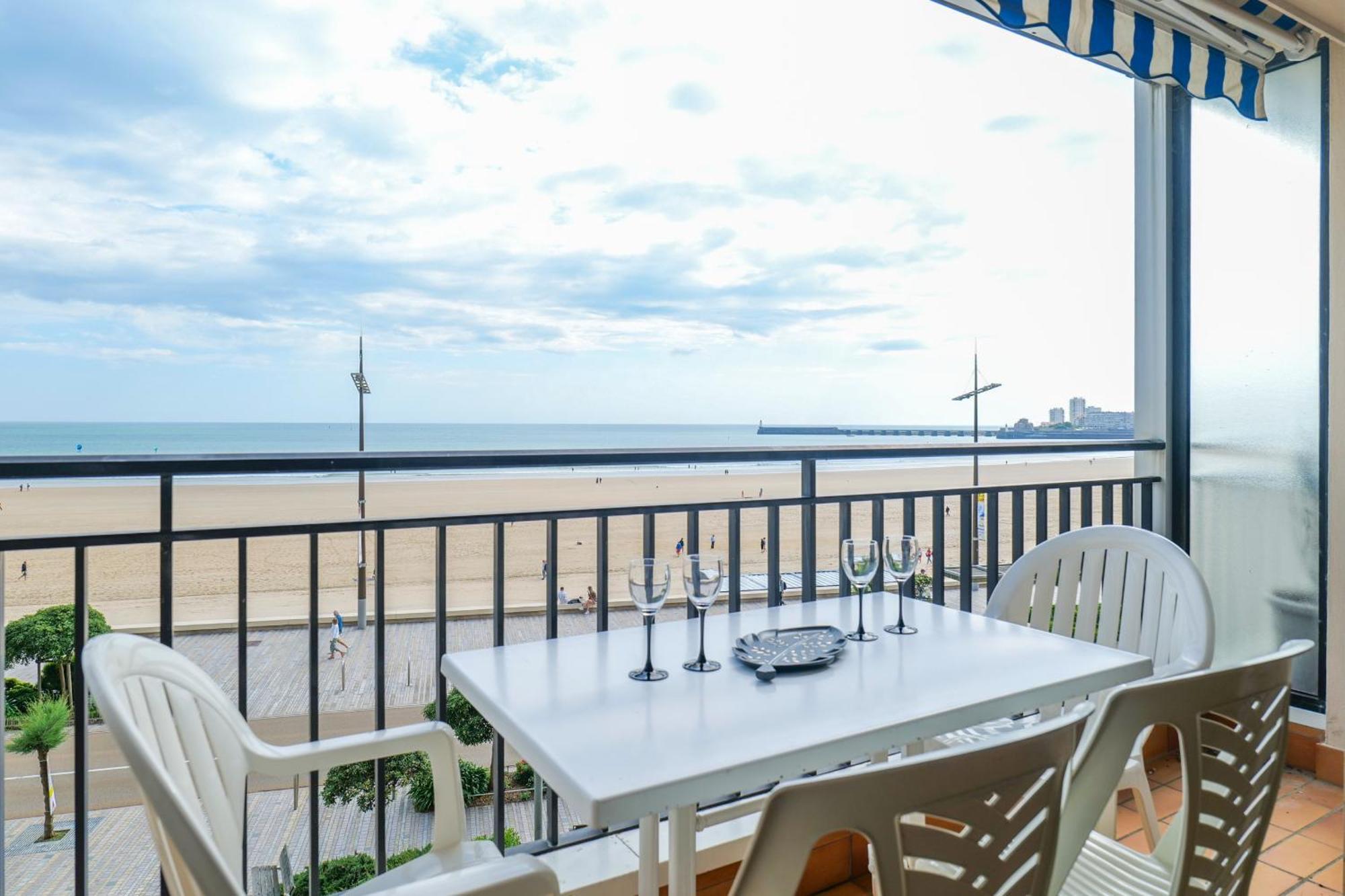 Appartement Avec Vue Sur La Baie Des Sables D'Olonne - 4 Personnes Les Sables-dʼOlonne Exteriör bild