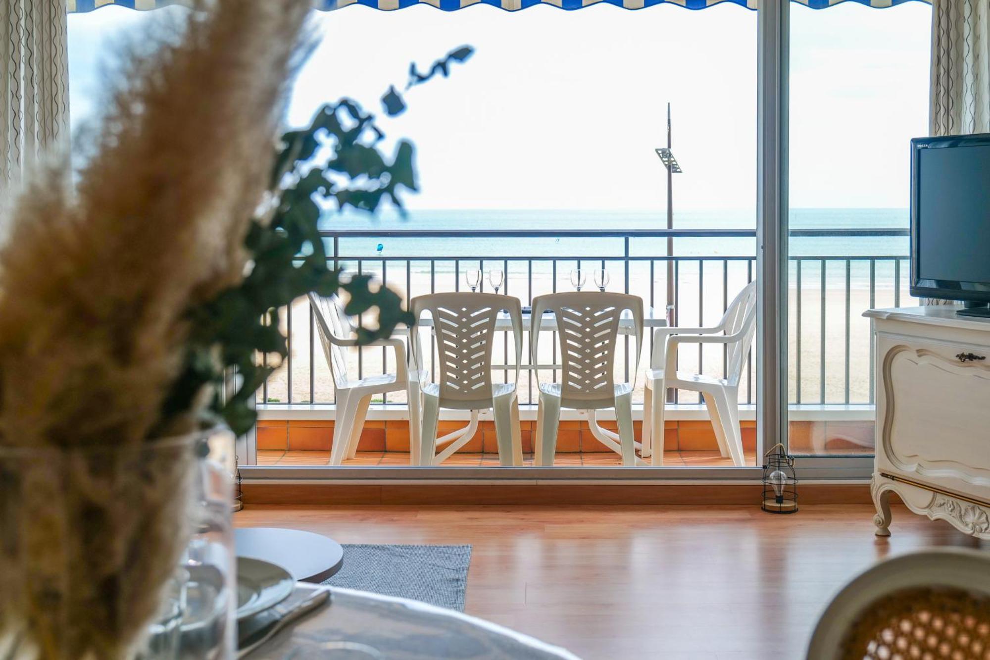 Appartement Avec Vue Sur La Baie Des Sables D'Olonne - 4 Personnes Les Sables-dʼOlonne Exteriör bild